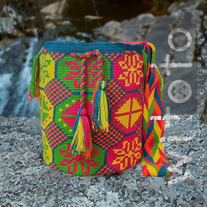 MOCHILA WAYUU DISEÑO #56